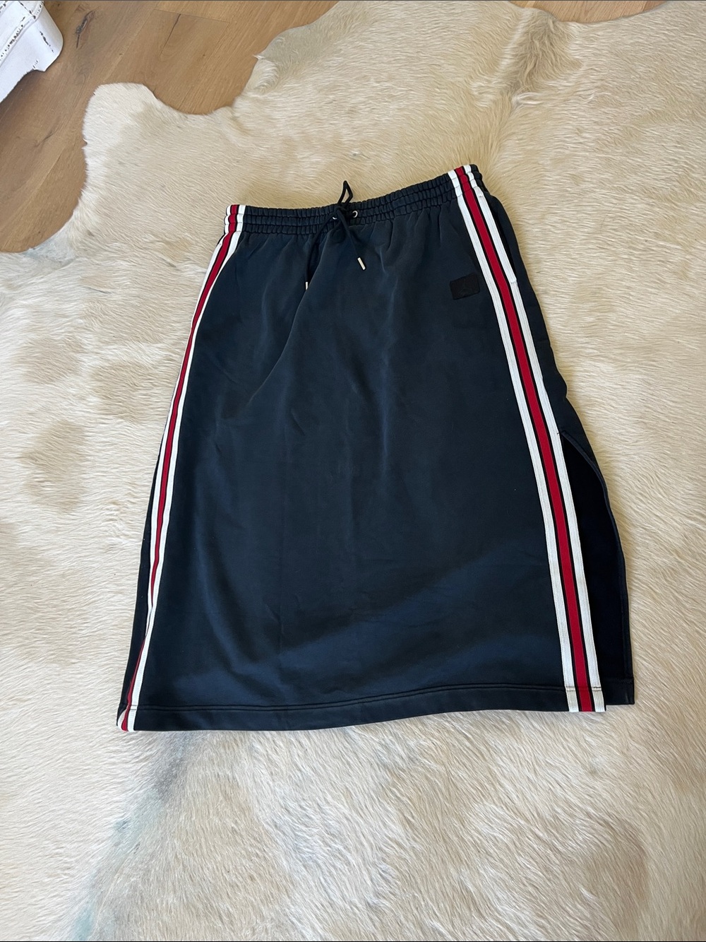 Nike Loose Fit Mid Rise Ankle Length Skirt